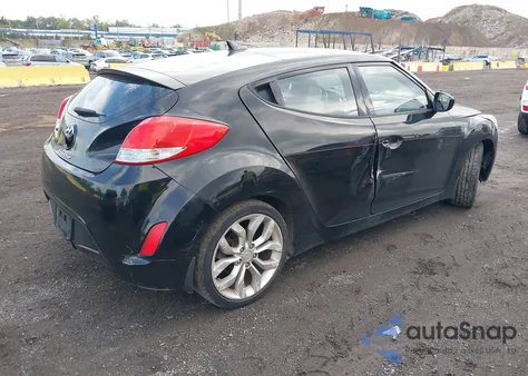 2013 Hyundai Veloster Base W/Gray z USA, uszkodzony, nr VIN KMHTC6AD1DU116567